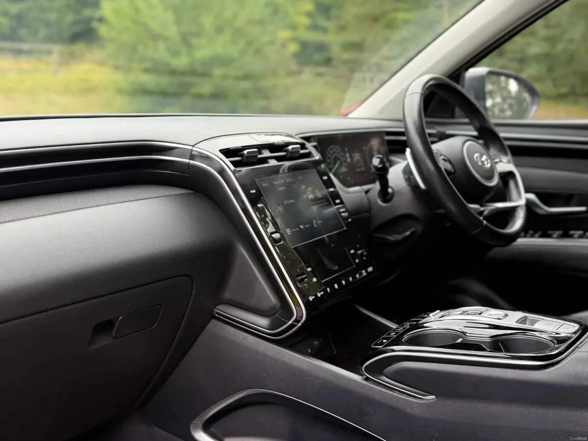 2022 Hyundai Tucson 2WD Executive HEV Auto - Image 6