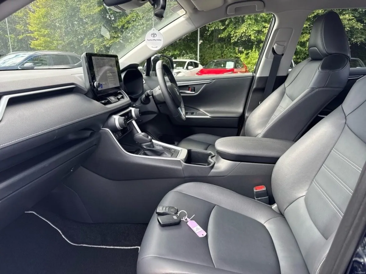 Toyota RAV4 RAV4 HYBRID SOL - Image 6