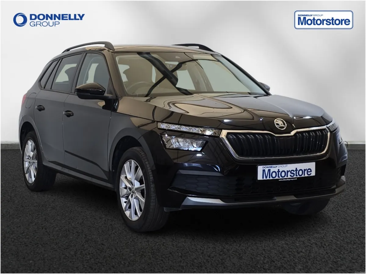 Skoda KAMIQ Hatchback SE Drive - Image 1