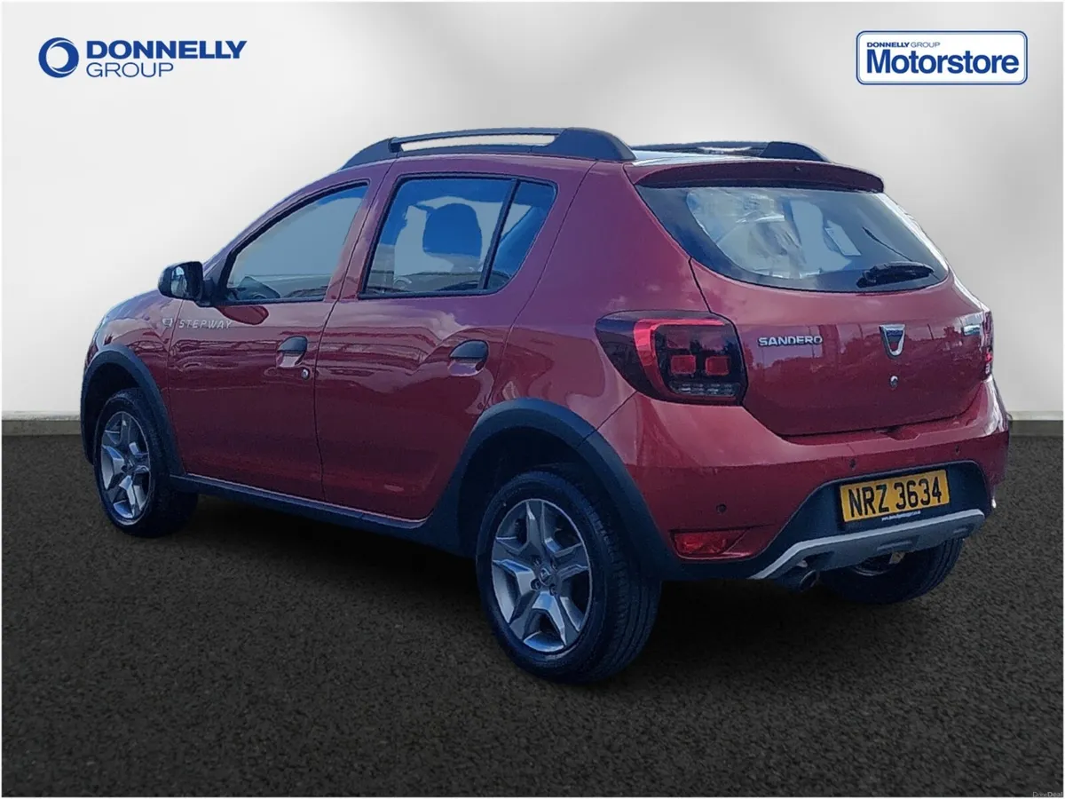 Dacia Sandero Stepway 0.9 TCe Laureate 5dr - Image 2