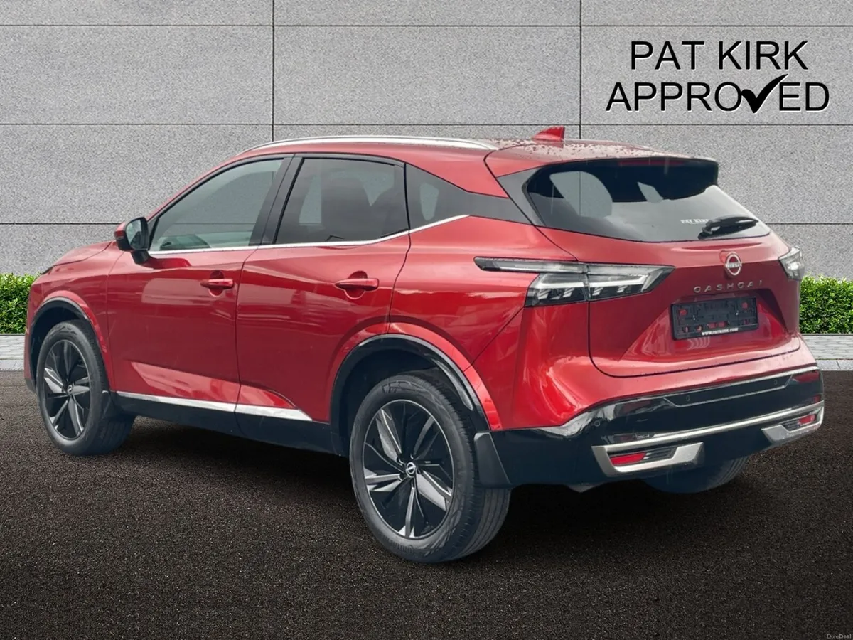 Nissan Qashqai Hatchback Tekna - Image 2