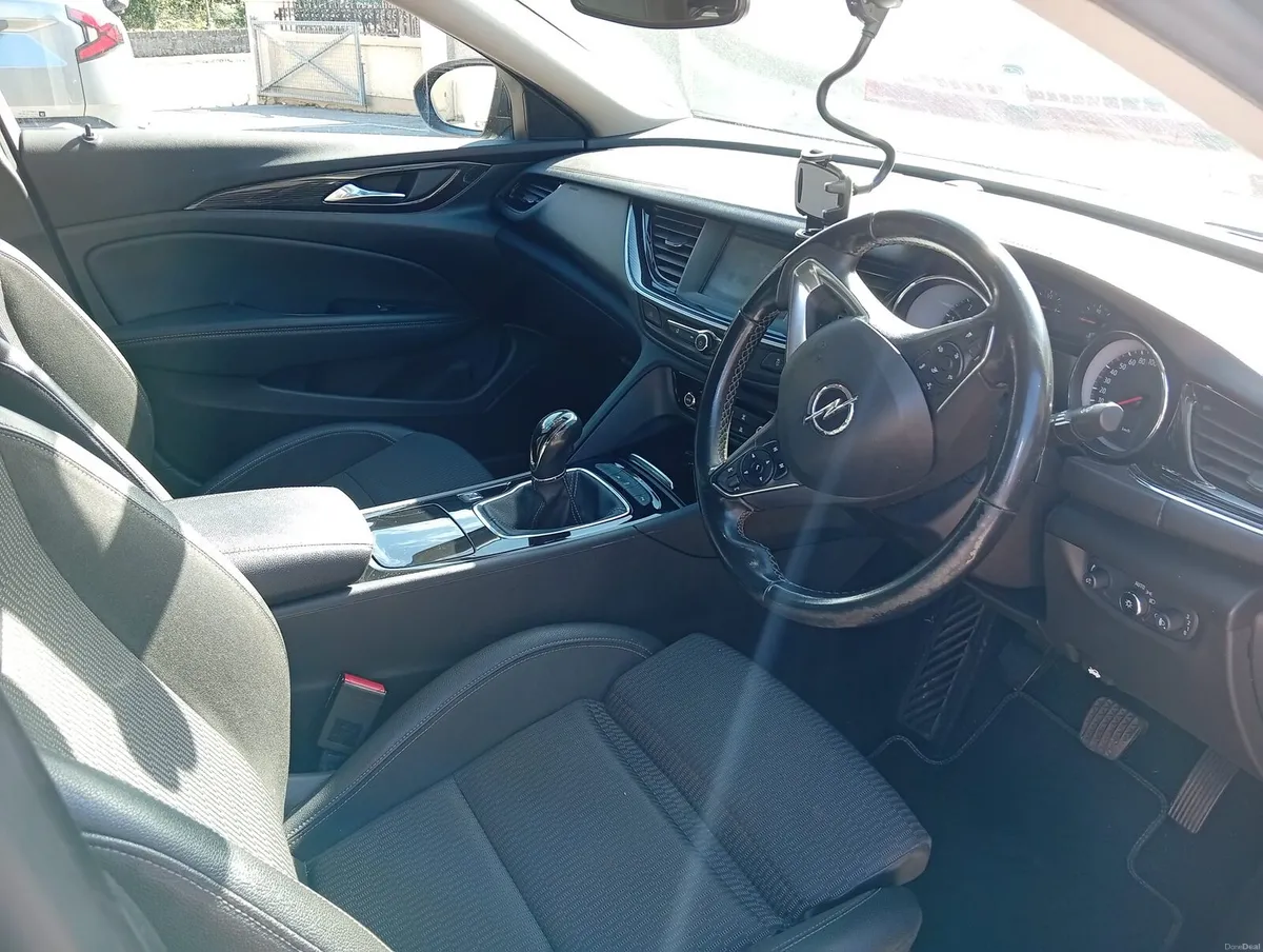 Cars - Image 5