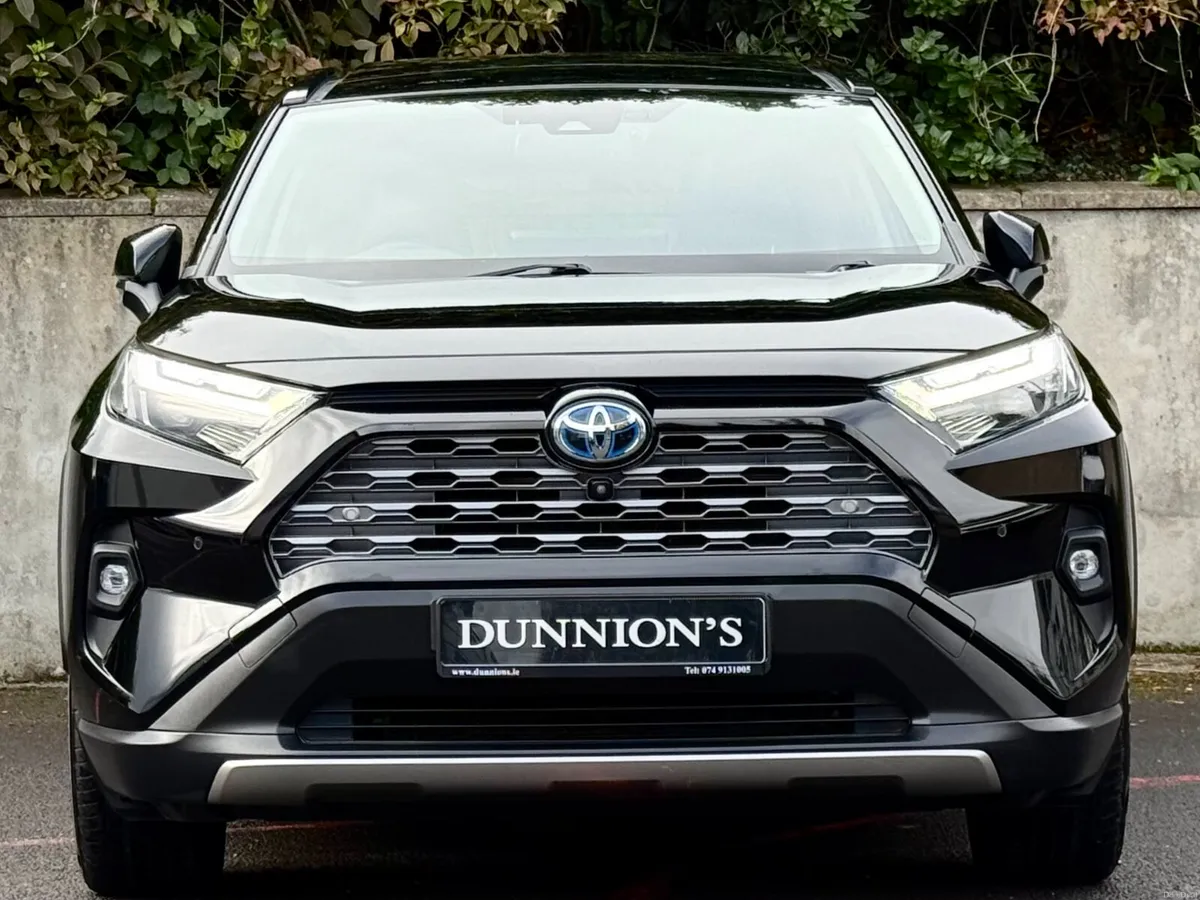 Toyota RAV4 2023 2.5 Hybrid Platinum 2WD - Image 3