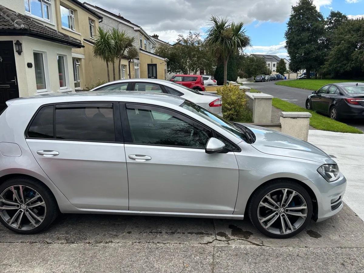 2015 Volkswagen Golf 1.2 TSI Petrol-6 Speed Manual - Image 4