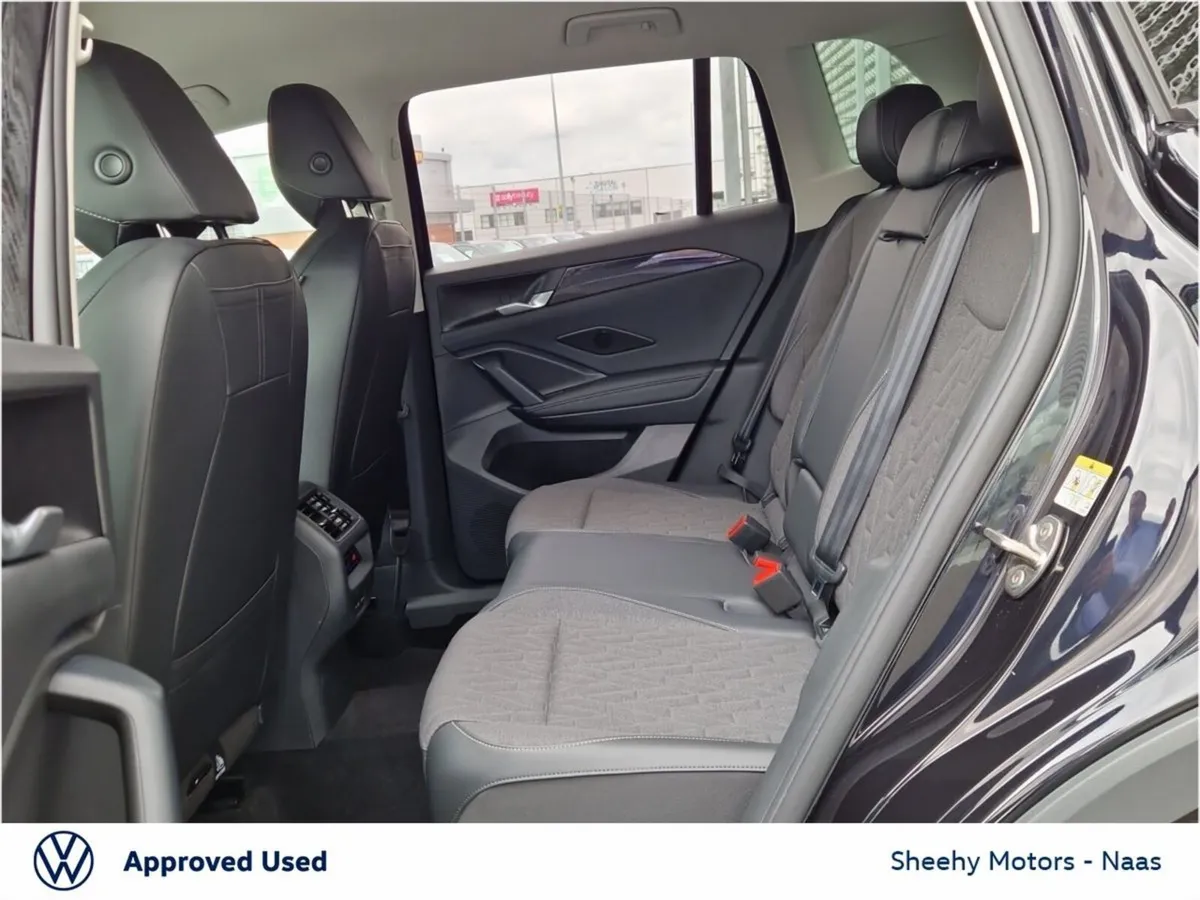 Volkswagen Tiguan Launch Edition 2.0TDI DSG - Image 6
