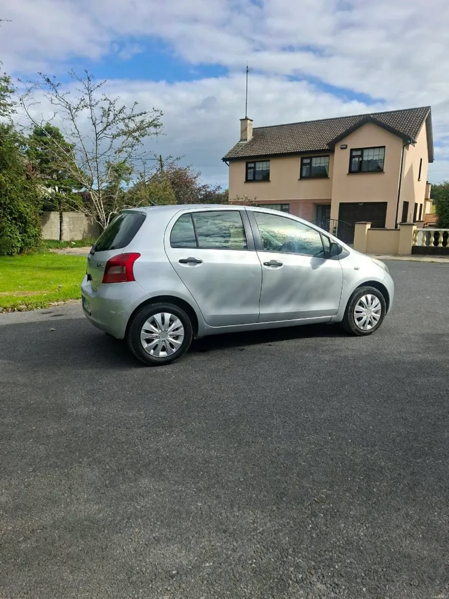 2006 Toyota yaris - Image 4