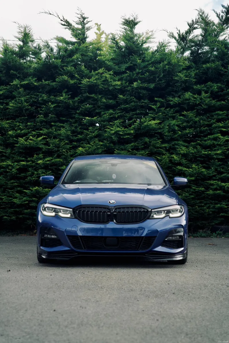 BMW 320D X-Drive  M SPORT 2022 | Extremely Low kms - Image 3