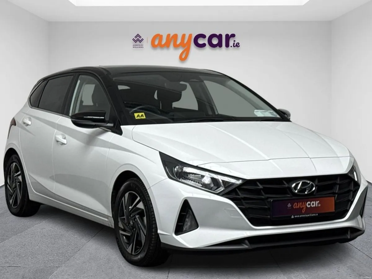 Hyundai i20 Deluxe Plus 2tone - Image 1