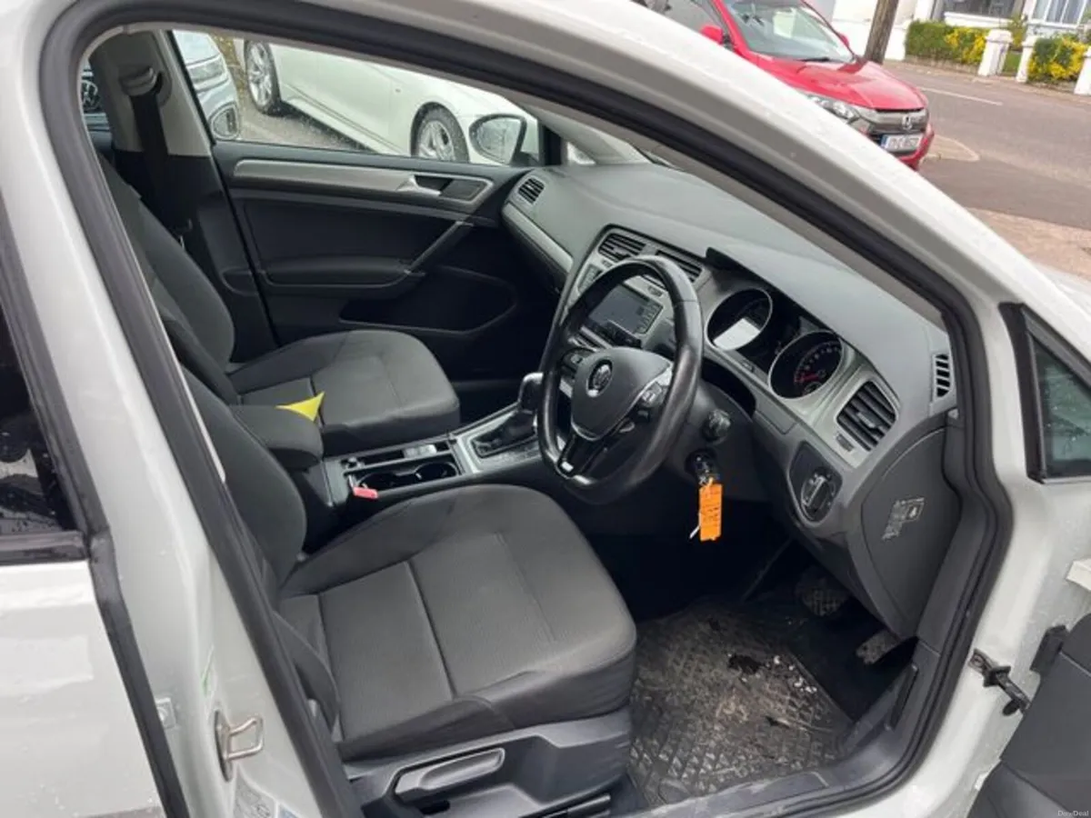 Volkswagen Golf 1.2 tsi automatic - Image 5