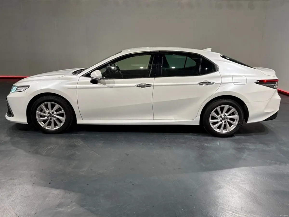 Toyota Camry 2.5 HYBRID AUTOMATIC - G SPEC - FACTO - Image 6