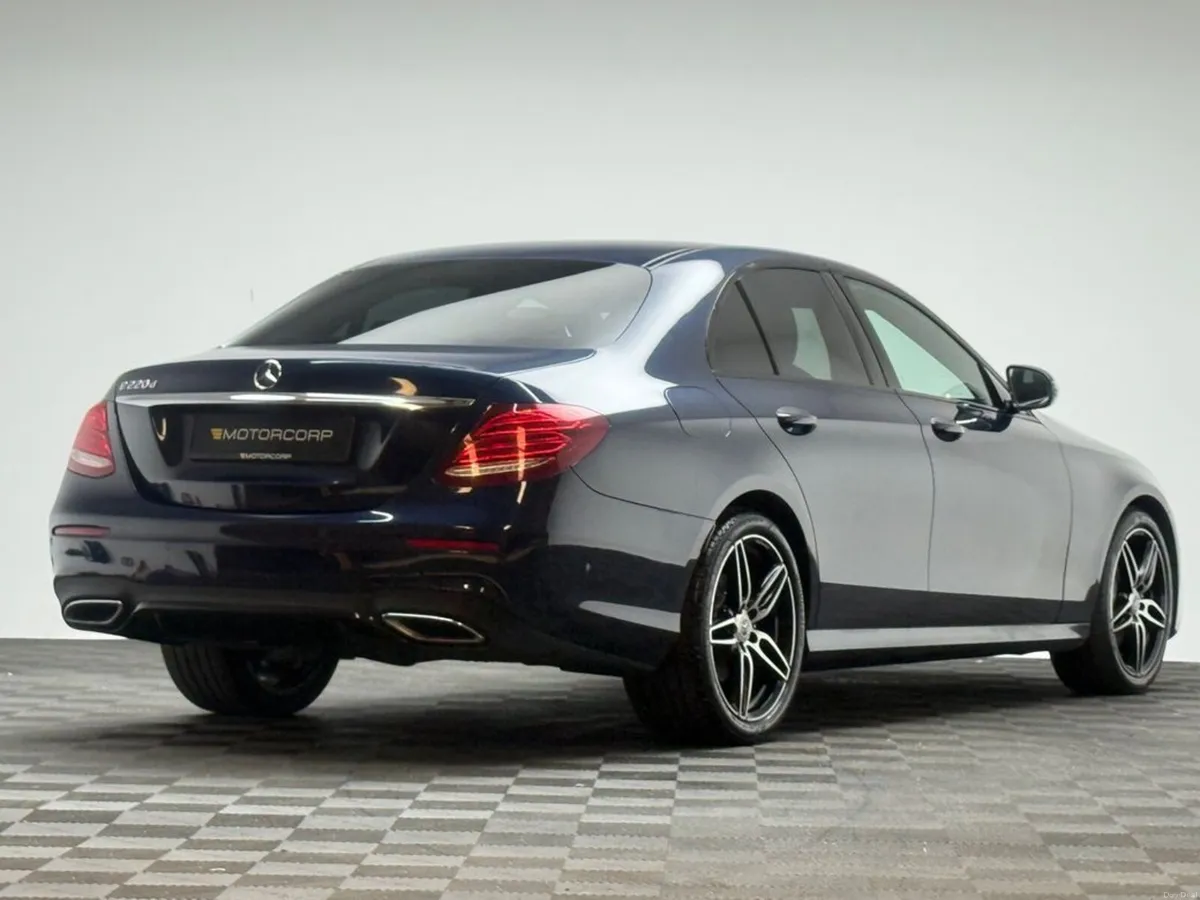 Mercedes-Benz E-Class E220D AMG LINE - Image 6