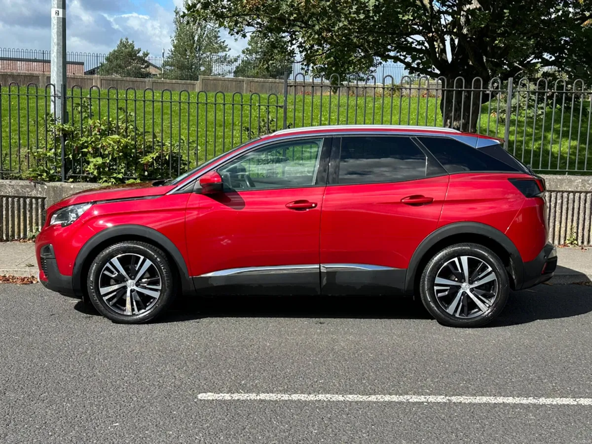 Peugeot 3008 Allure 1.2 130 Automatic 6.2 4 - Image 4