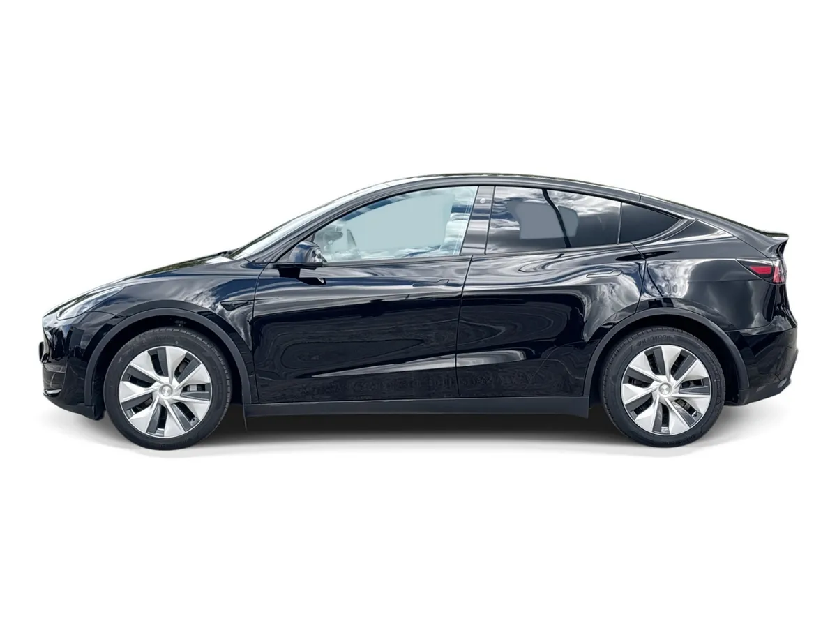 Tesla Model Y 2023 - Image 6