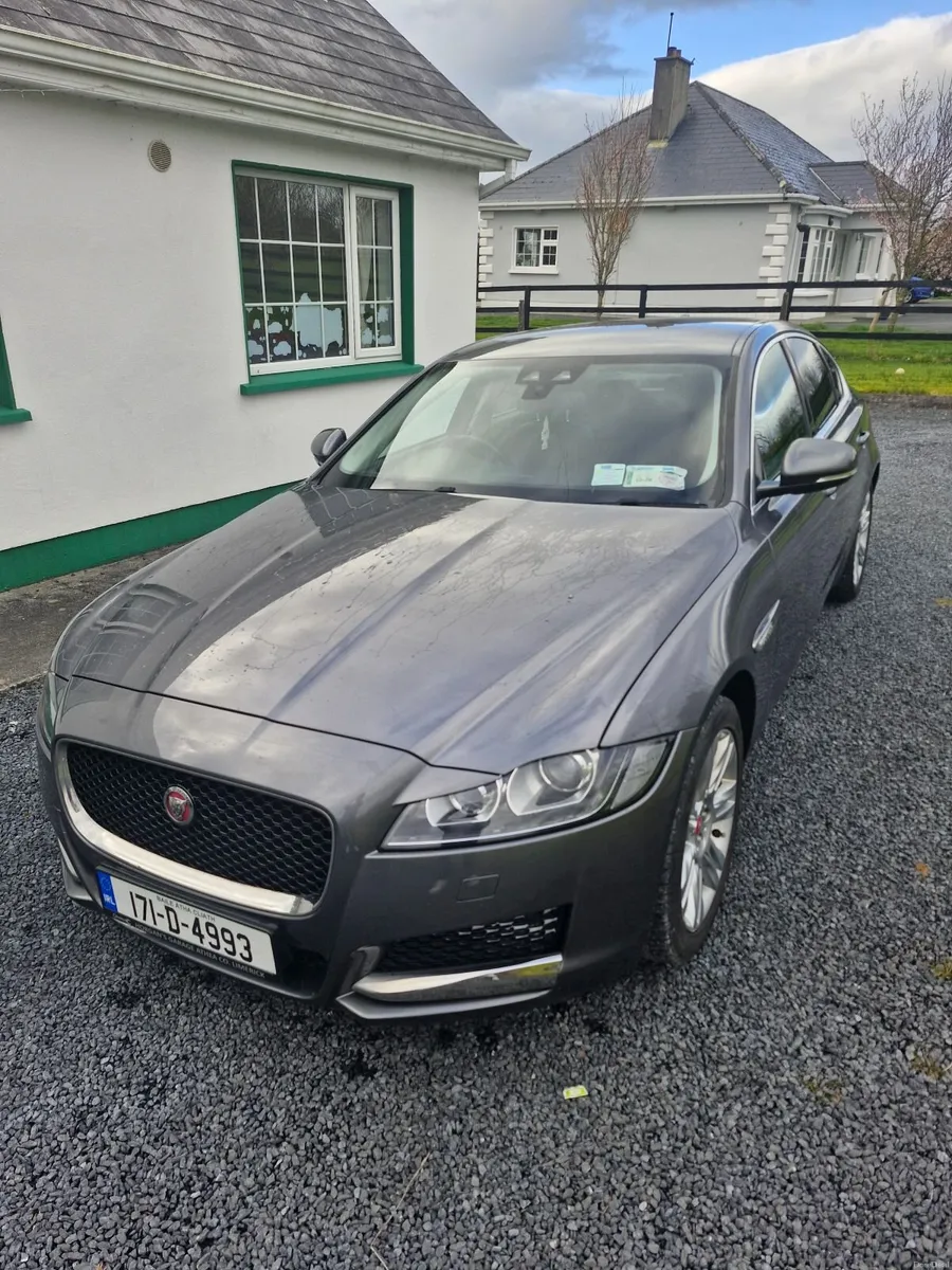 Jaguar XF 2017 - Image 4