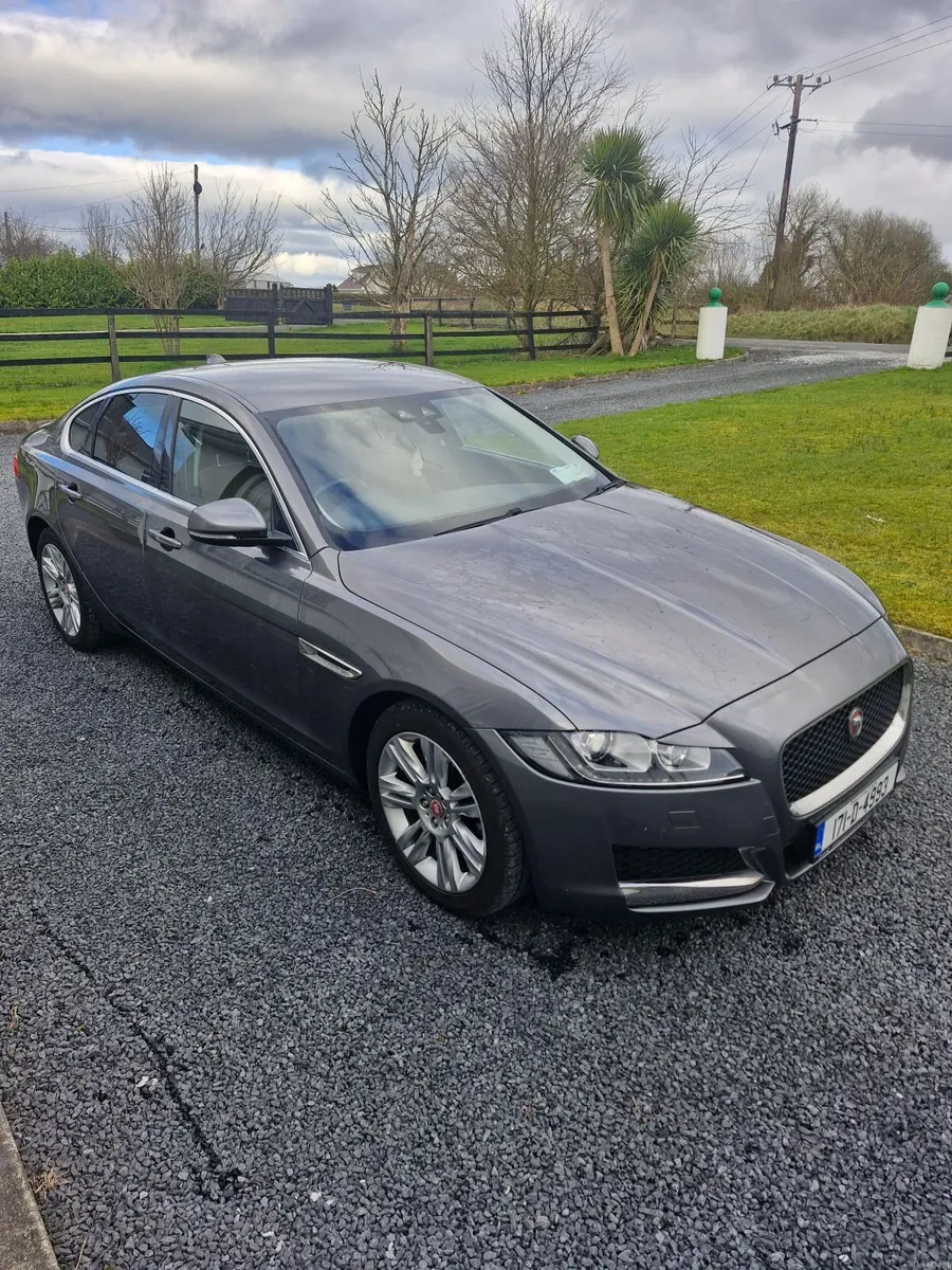 Jaguar XF 2017 - Image 5