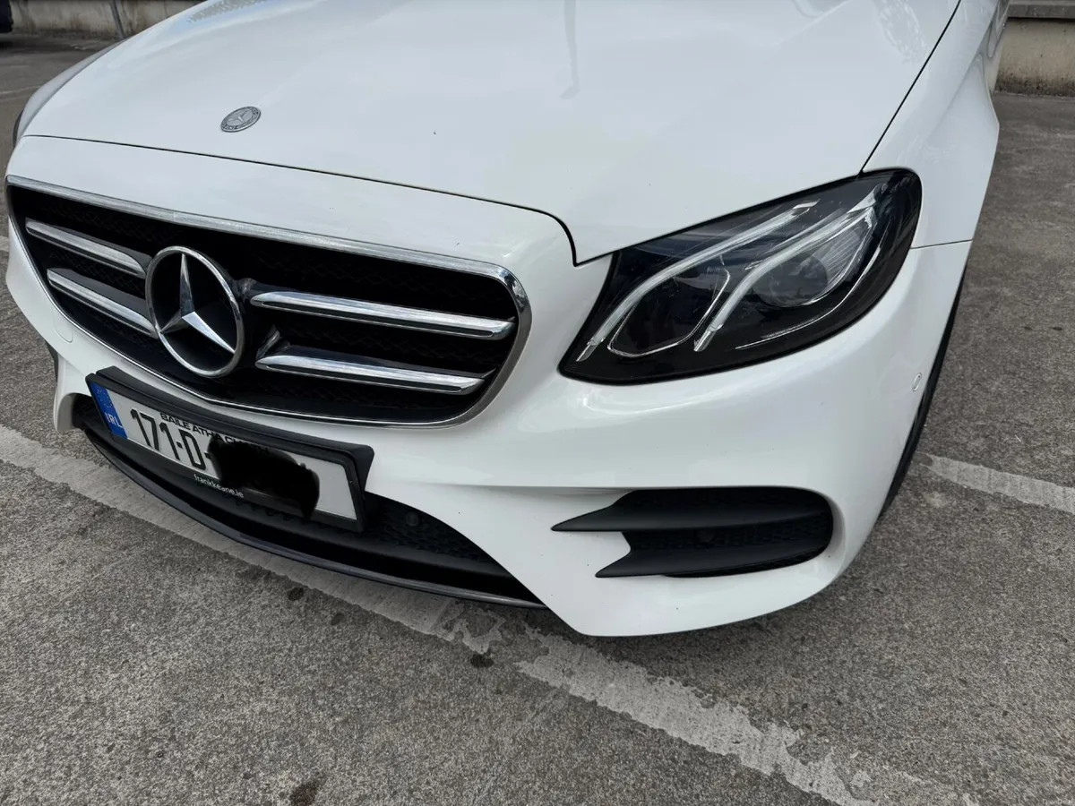 Mercedes-Benz E-Class 2017 - Image 2
