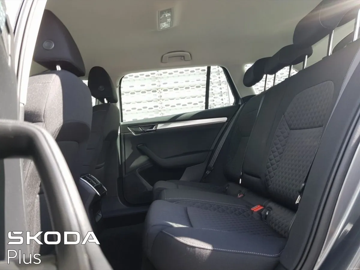 Skoda Superb SUPERB COMBI  AMBITION 2.0 150HP DSG - Image 6