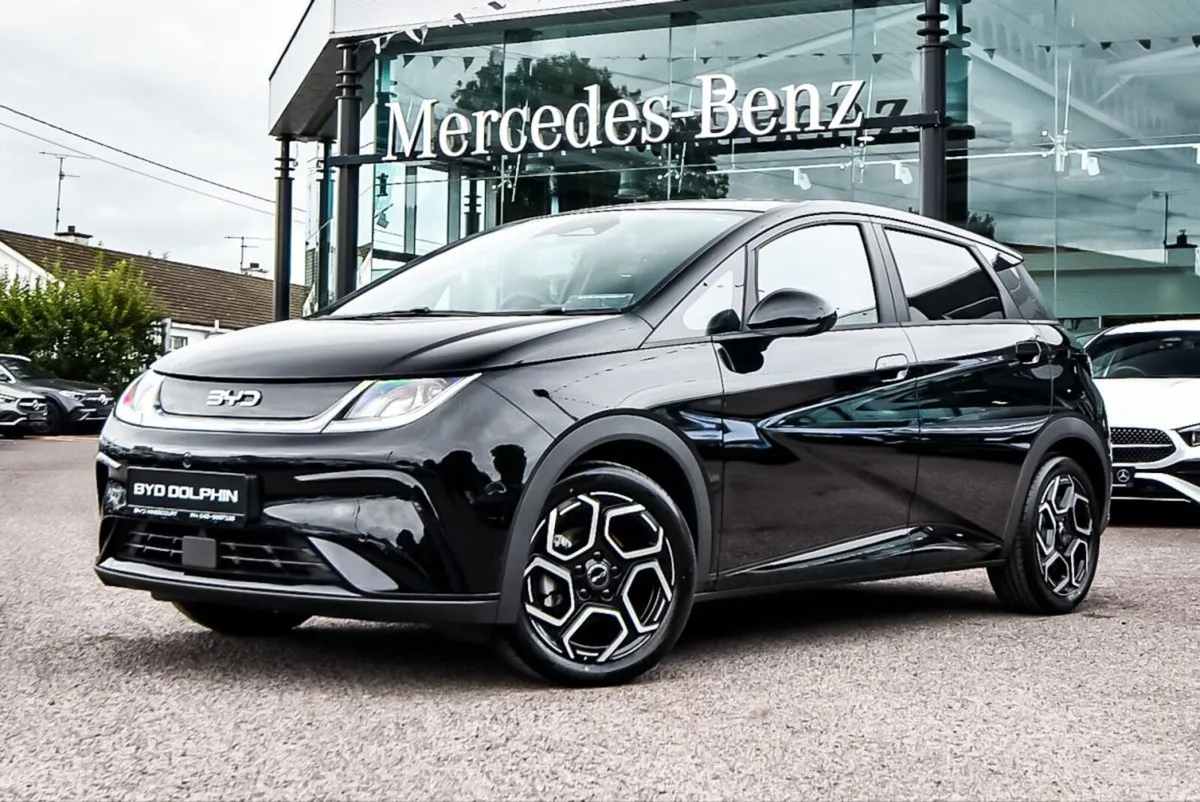 BYD DOLPHIN Design 427km Range LAST AVAILABLE - Image 1