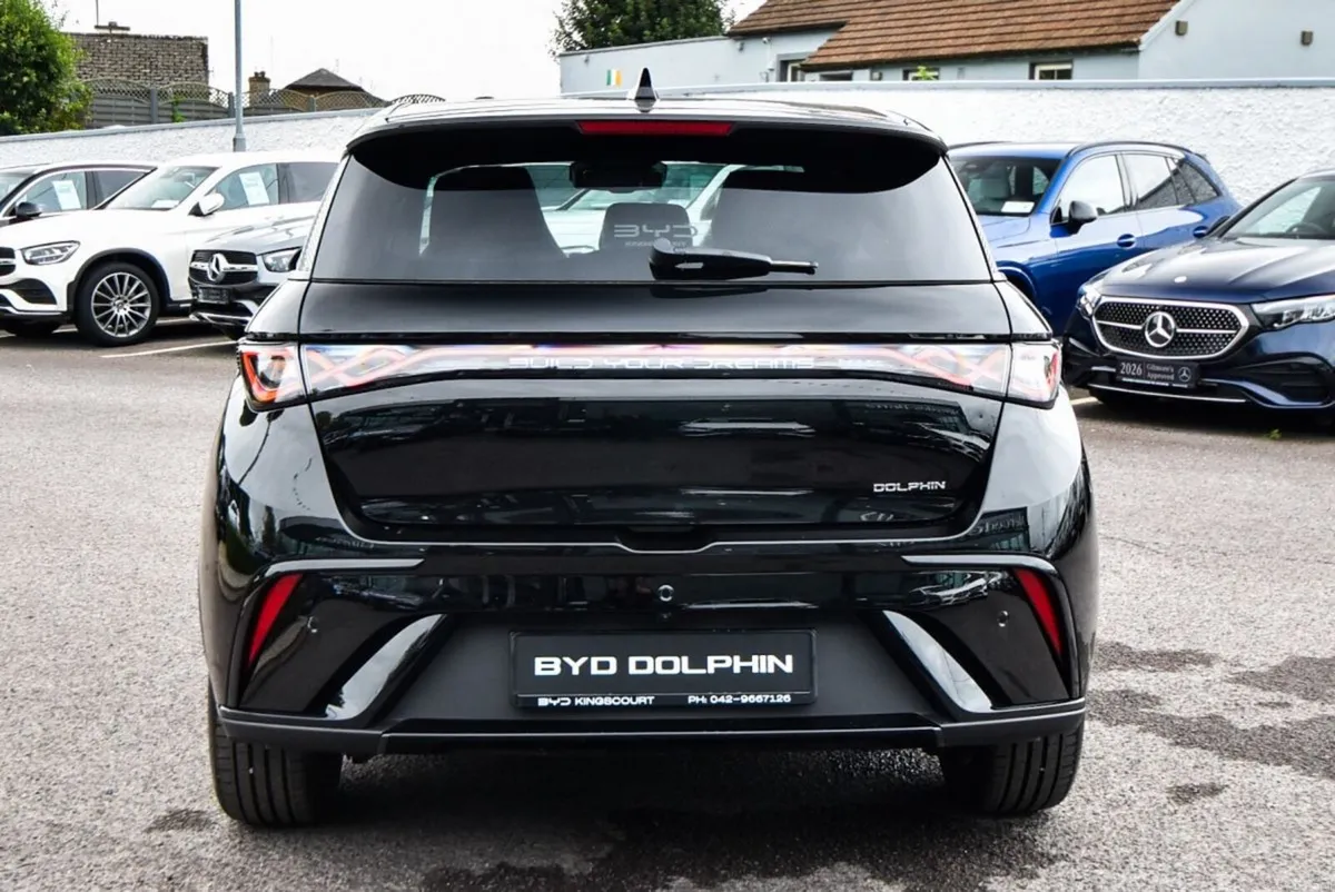 BYD DOLPHIN Design 427km Range LAST AVAILABLE - Image 6