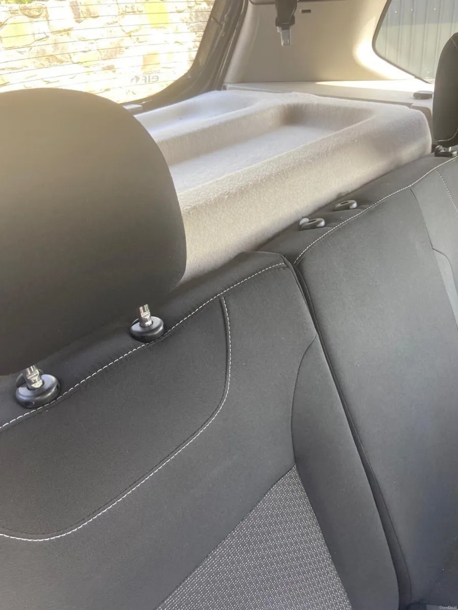 Dacia Duster 2013 - Image 4