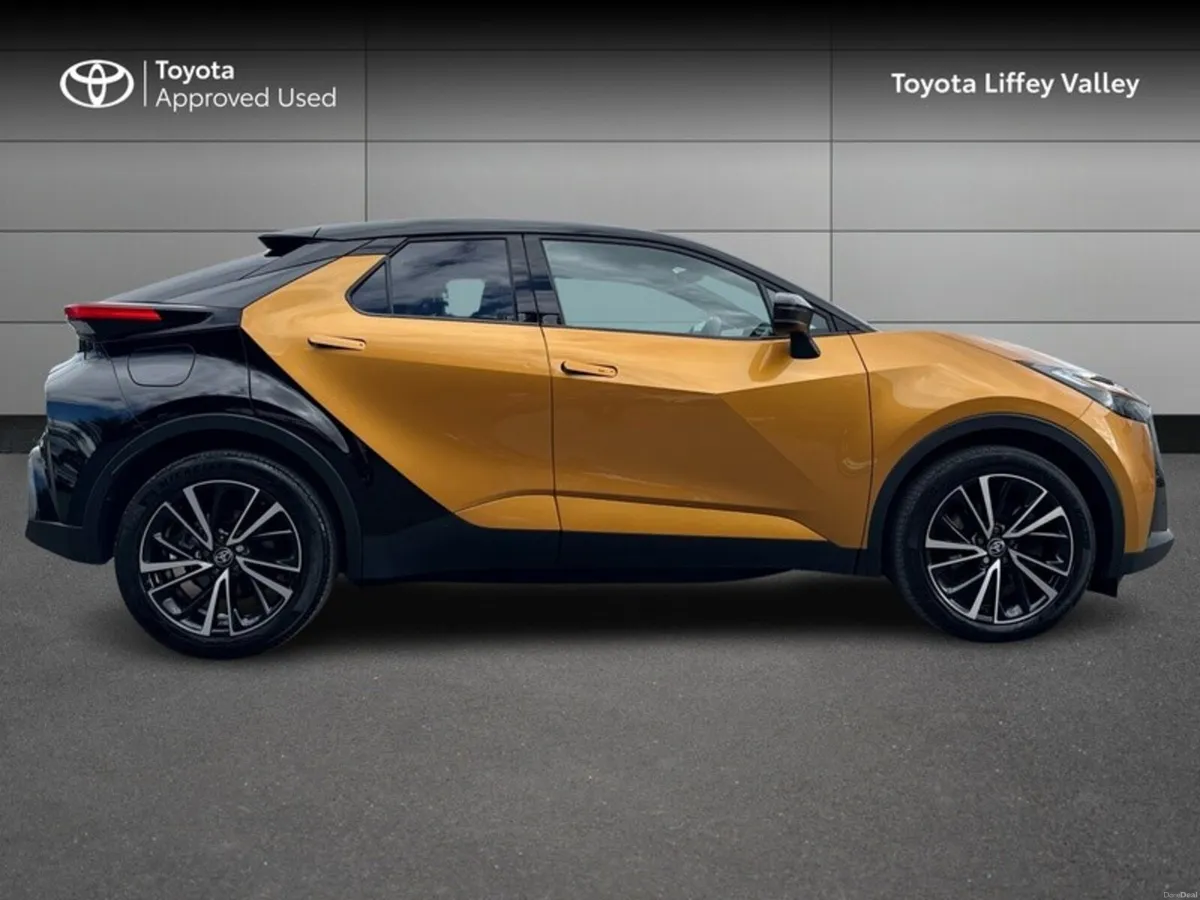 Toyota C-HR C-HR PHEV PREMIERE EDITION - Image 3