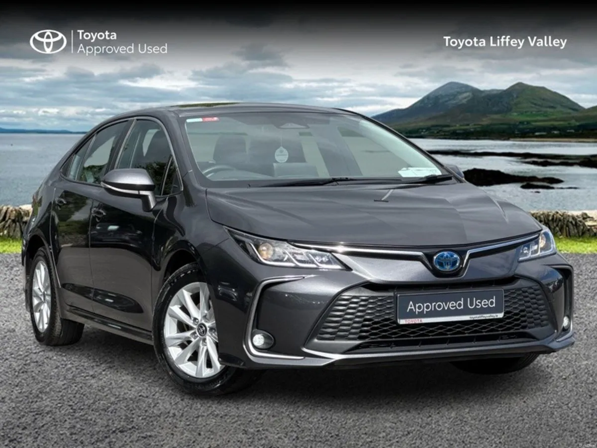 Toyota Corolla COROLLA HYBRID LUNA SALOON - Image 1