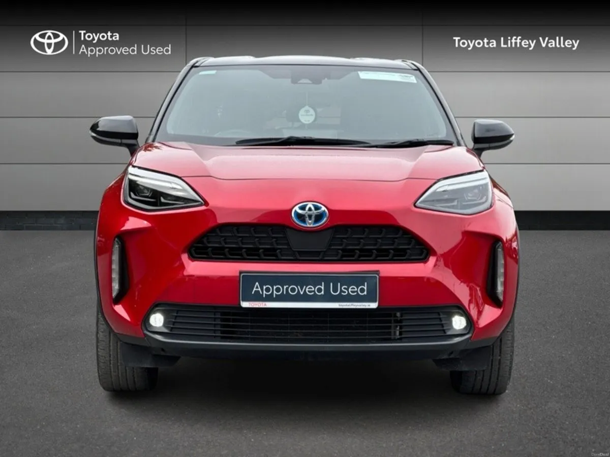 Toyota Yaris Cross CROSS LUNA SPORT - Image 5