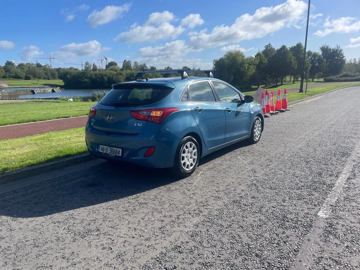 HYUNDAI I30 1.4 FRESH NCT 9/27 TAX 1/27 - Image 5