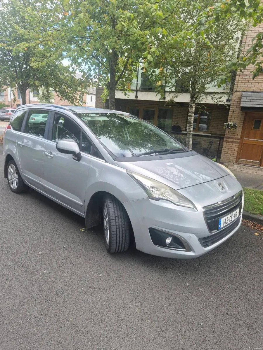 2014 Peugeot 5008 auto - Image 1