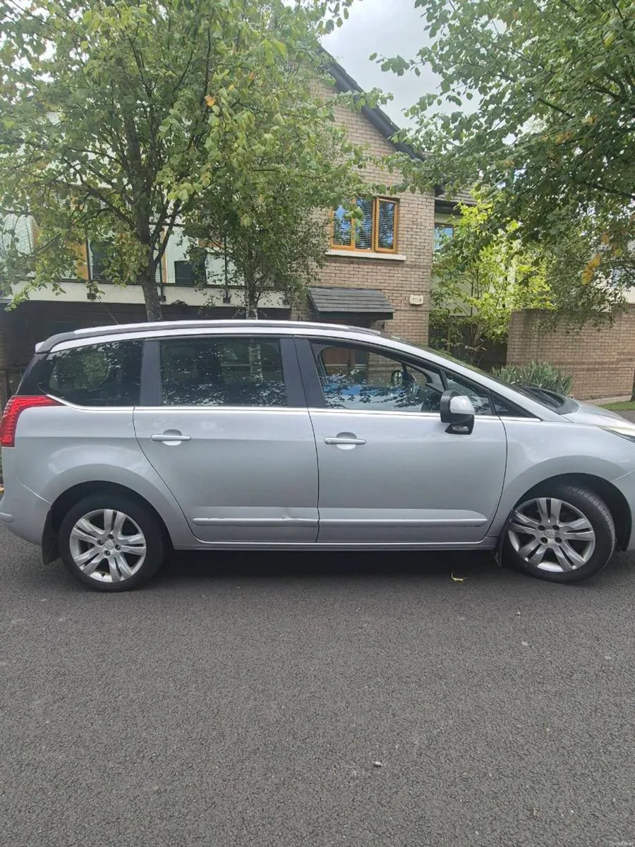 2014 Peugeot 5008 auto - Image 3