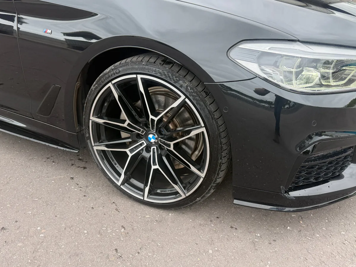 2020 BMW 520D M-Sport X-Drive M-Performance - Image 3