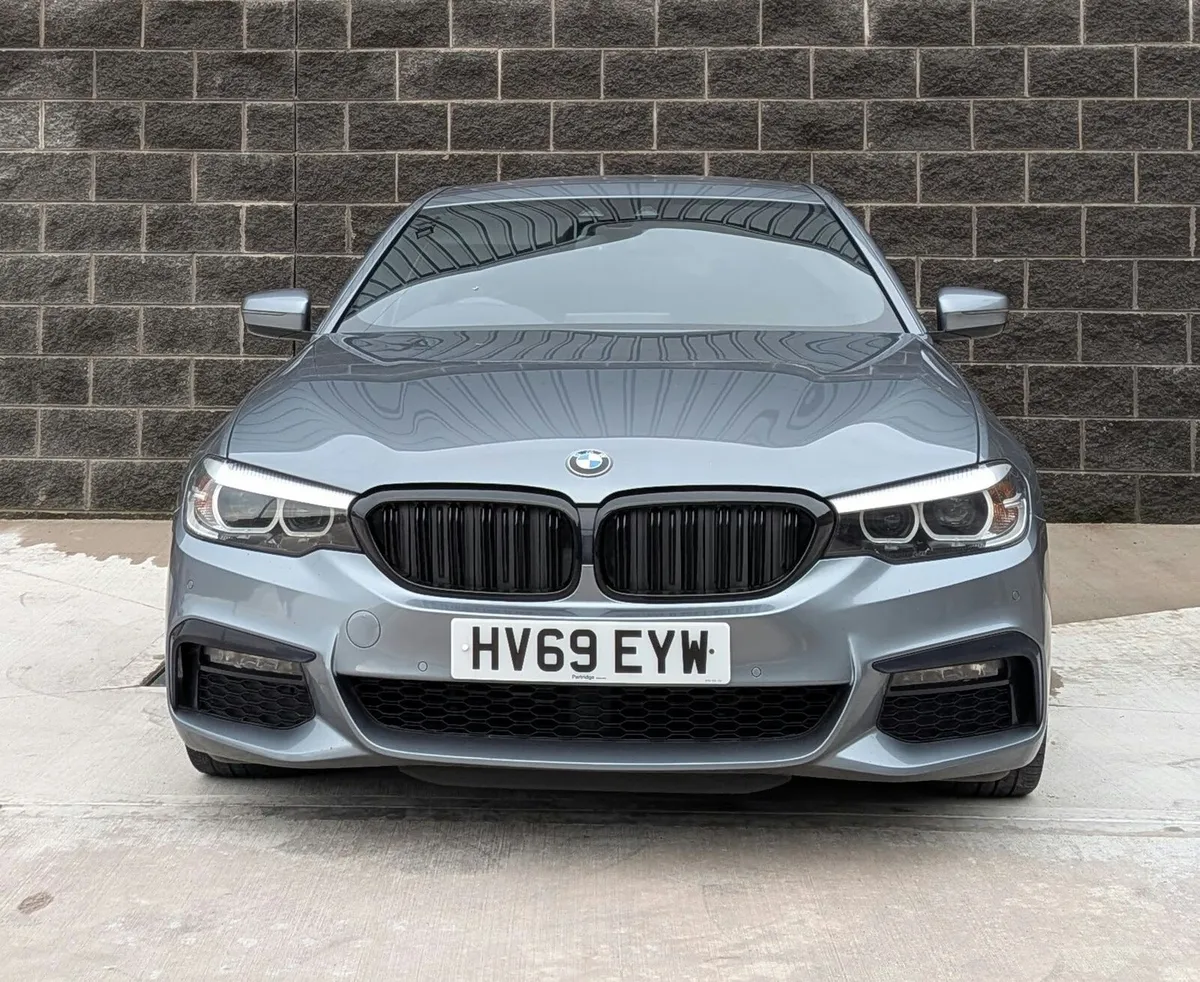 BMW 5 series - Image 1
