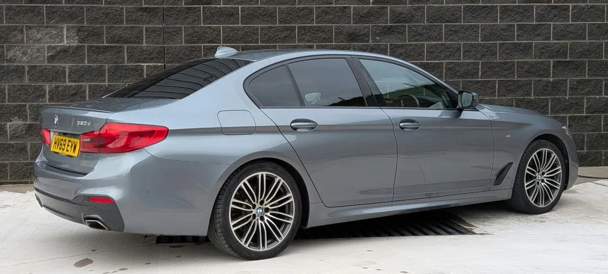 BMW 5 series - Image 6