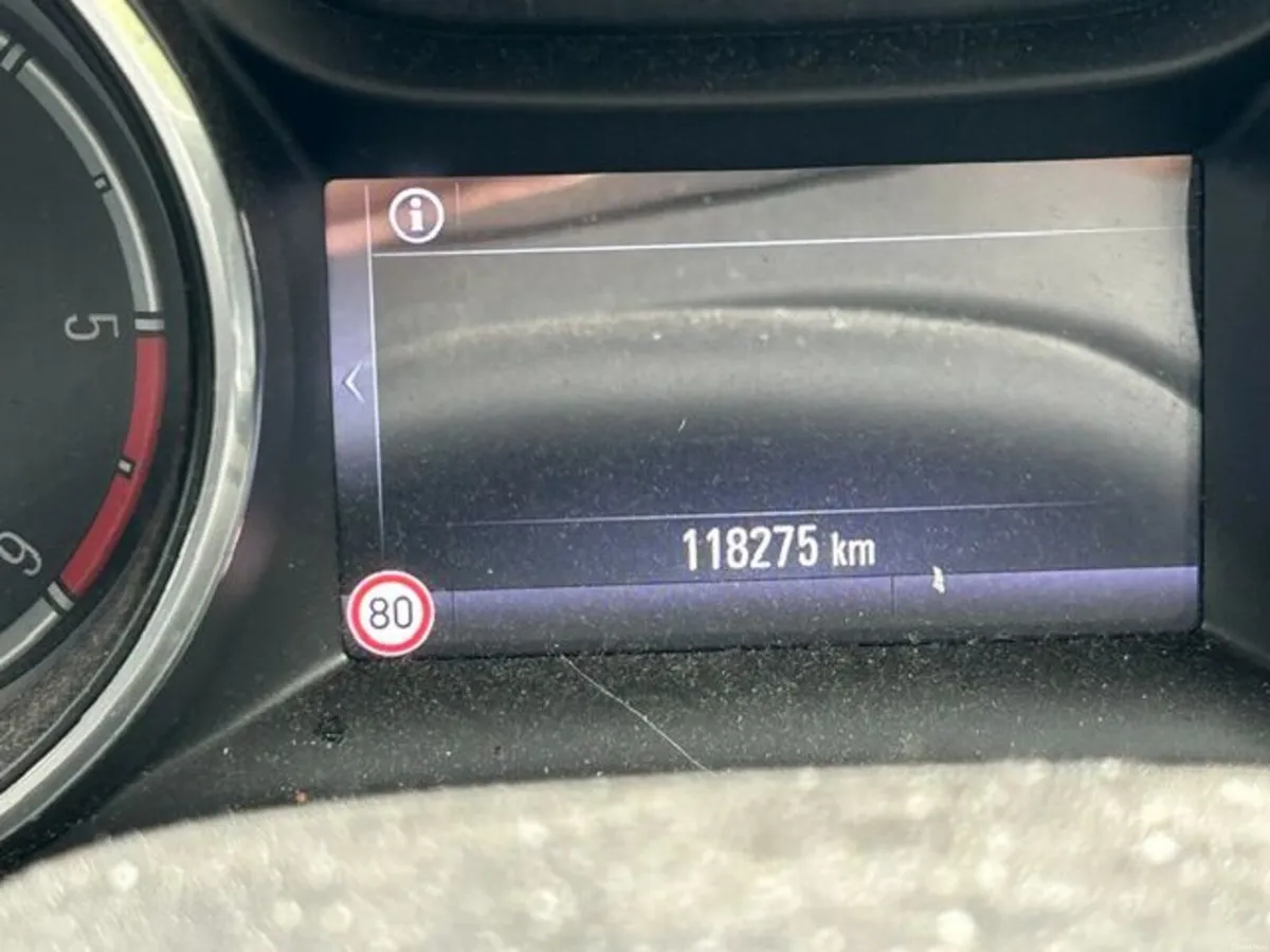 Opel Astra 2017 - Image 4