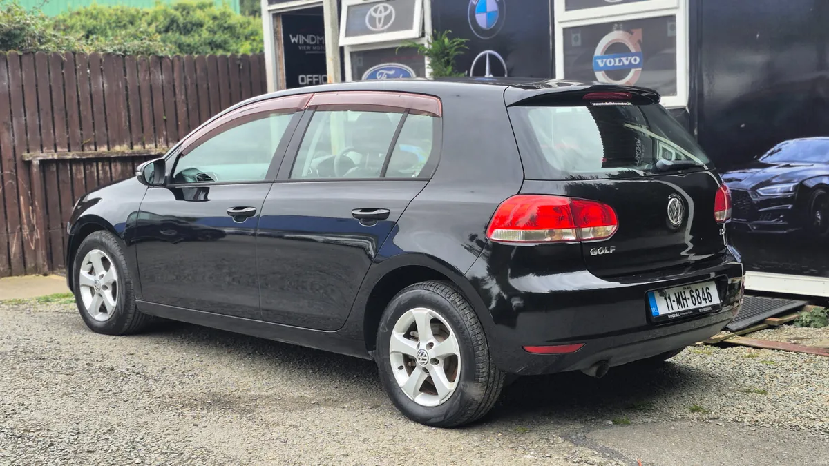 Volkswagen Golf Automatic 2011 - Image 6