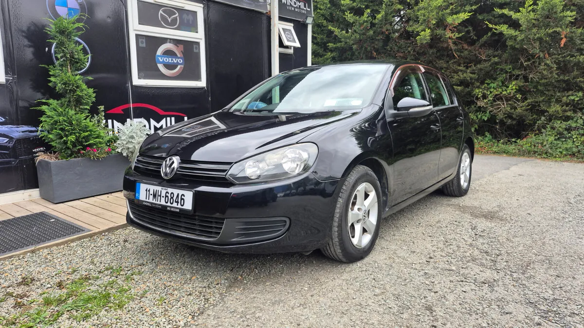 Volkswagen Golf Automatic 2011 - Image 1