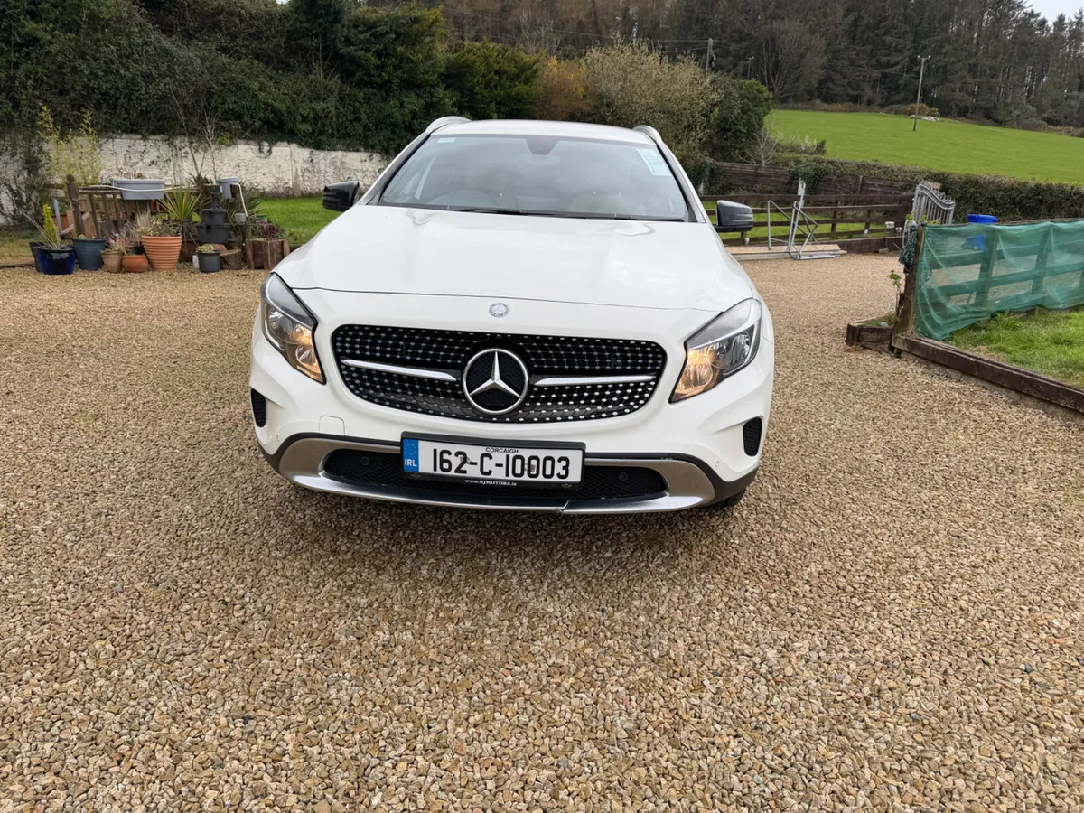 Mercedes-Benz GLA 2.1 D Automatic 2016 - Image 3