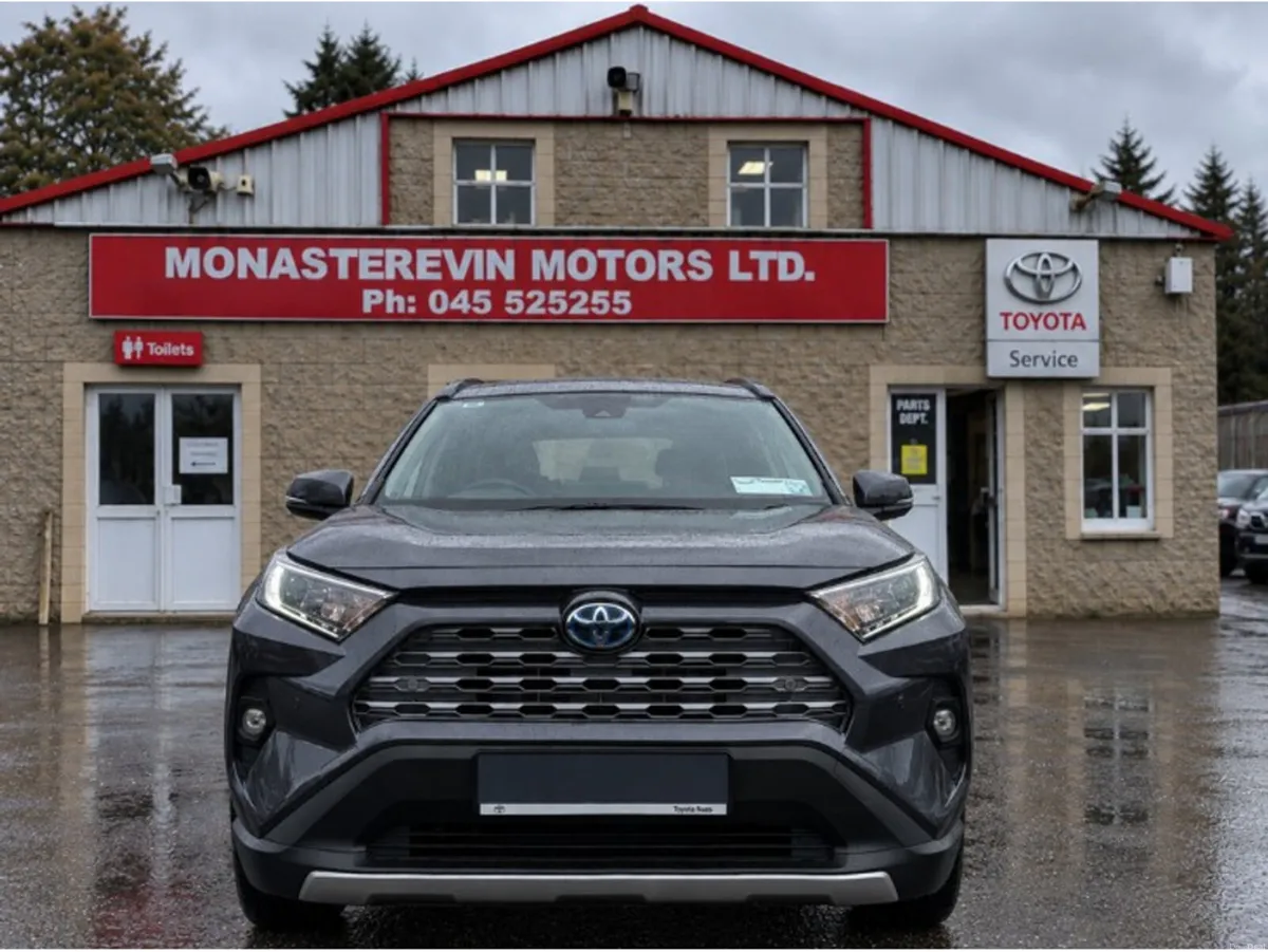 Toyota RAV4 *ORIGINAL IRISH CAR*   HYBRID SOL 4DR - Image 5