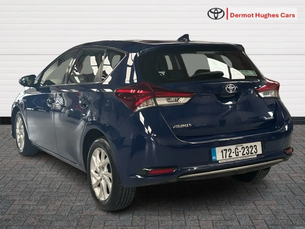 Toyota Auris 1.8 VVT-I HSD TSS BUSINESS EDITION 5D - Image 2