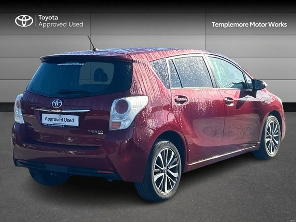 Toyota Verso 1.6 D SOL SKYVIEW 4DR - Image 2
