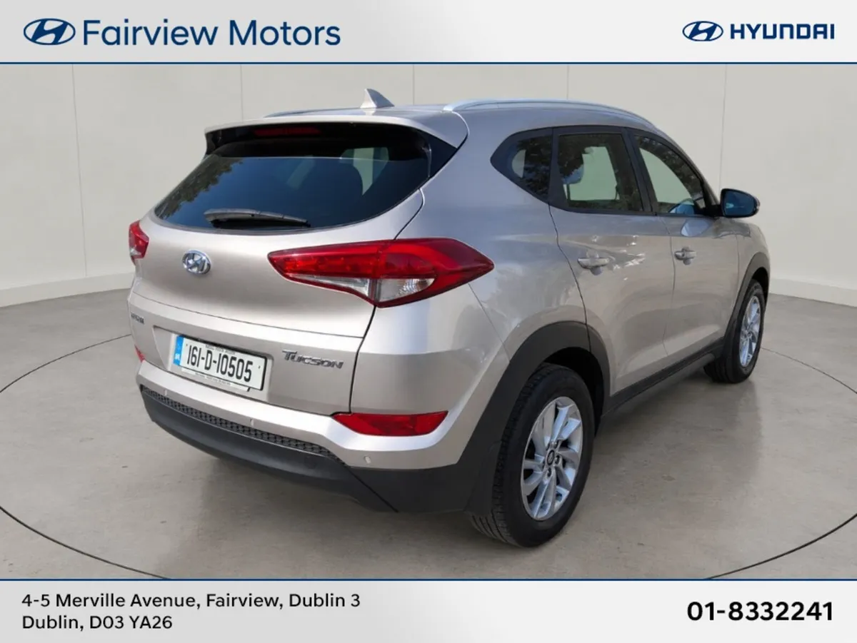 Hyundai Tucson EXECUTIVE 5DR - Image 2