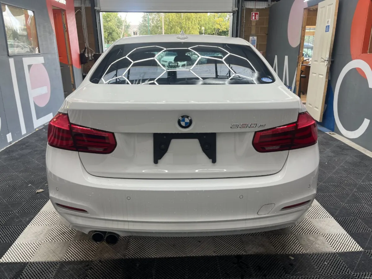 BMW 3-Series 2016 BMW 3 330E 2.0 AUTOMATIC / CRUIS - Image 4