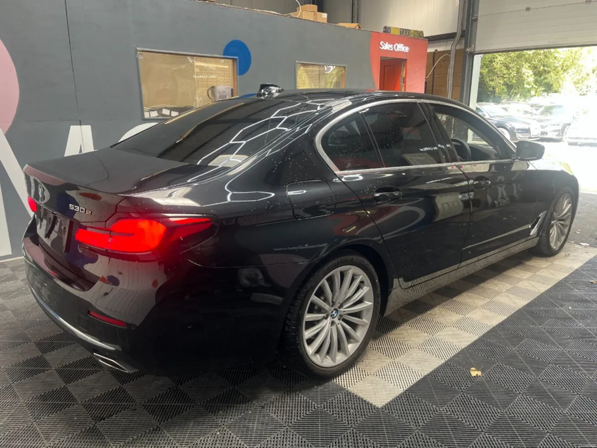 BMW 5-Series 2021 BMW 5 530E 2.0 AUTOMATIC / CRUIS - Image 3