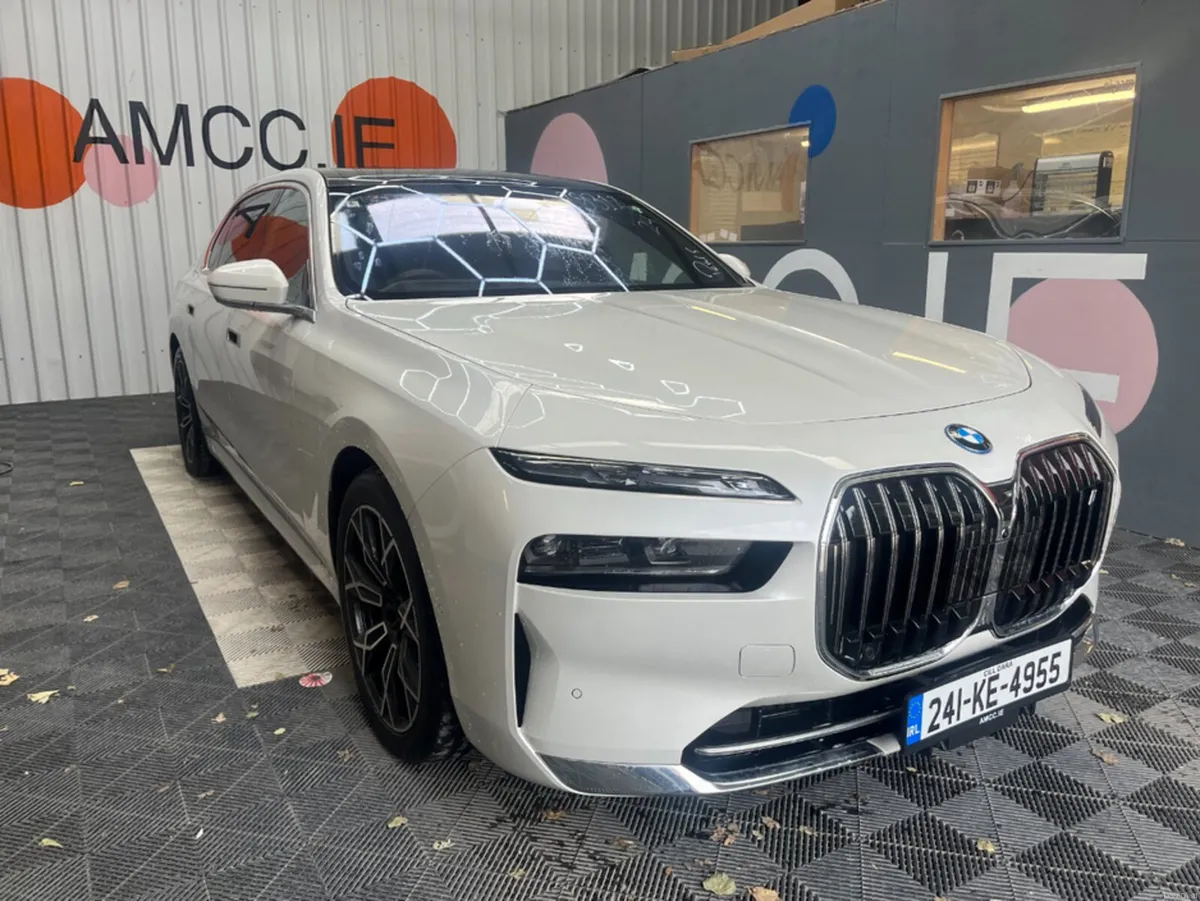 BMW i7 2024 BMW I7 EDRIVE50 EXCELLENCE 10K KM AUTO - Image 1