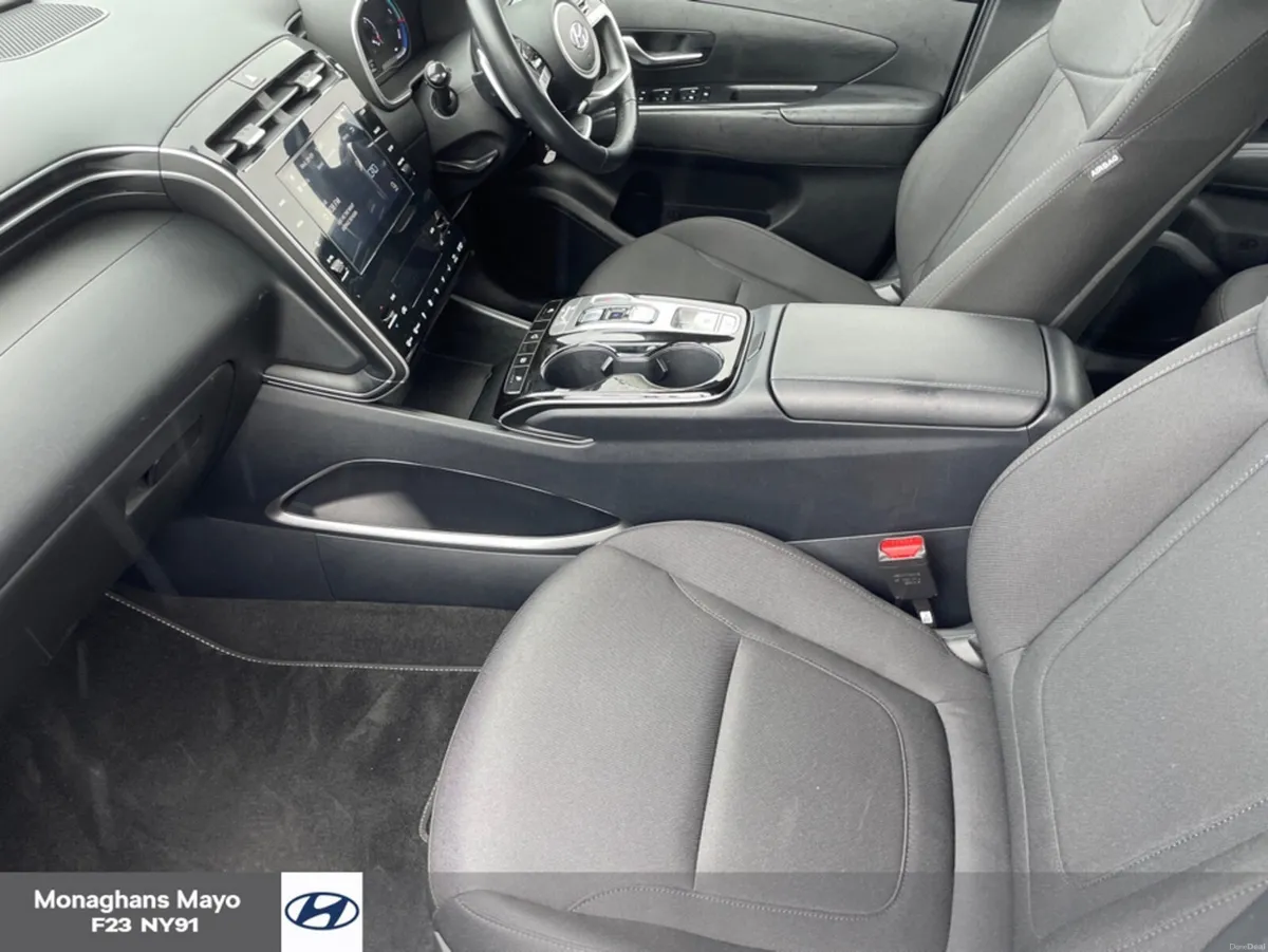 Hyundai Tucson COMFORT PLUS 1.6 PETROL HYBRID HEV - Image 3