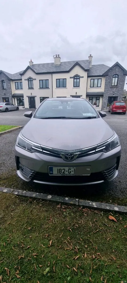 Toyota Corolla Luna Sport - Image 2