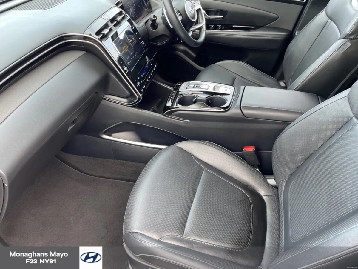 Hyundai Tucson EXECUTIVE 4WD 1.6 PETROL PLUG IN HY - Image 4