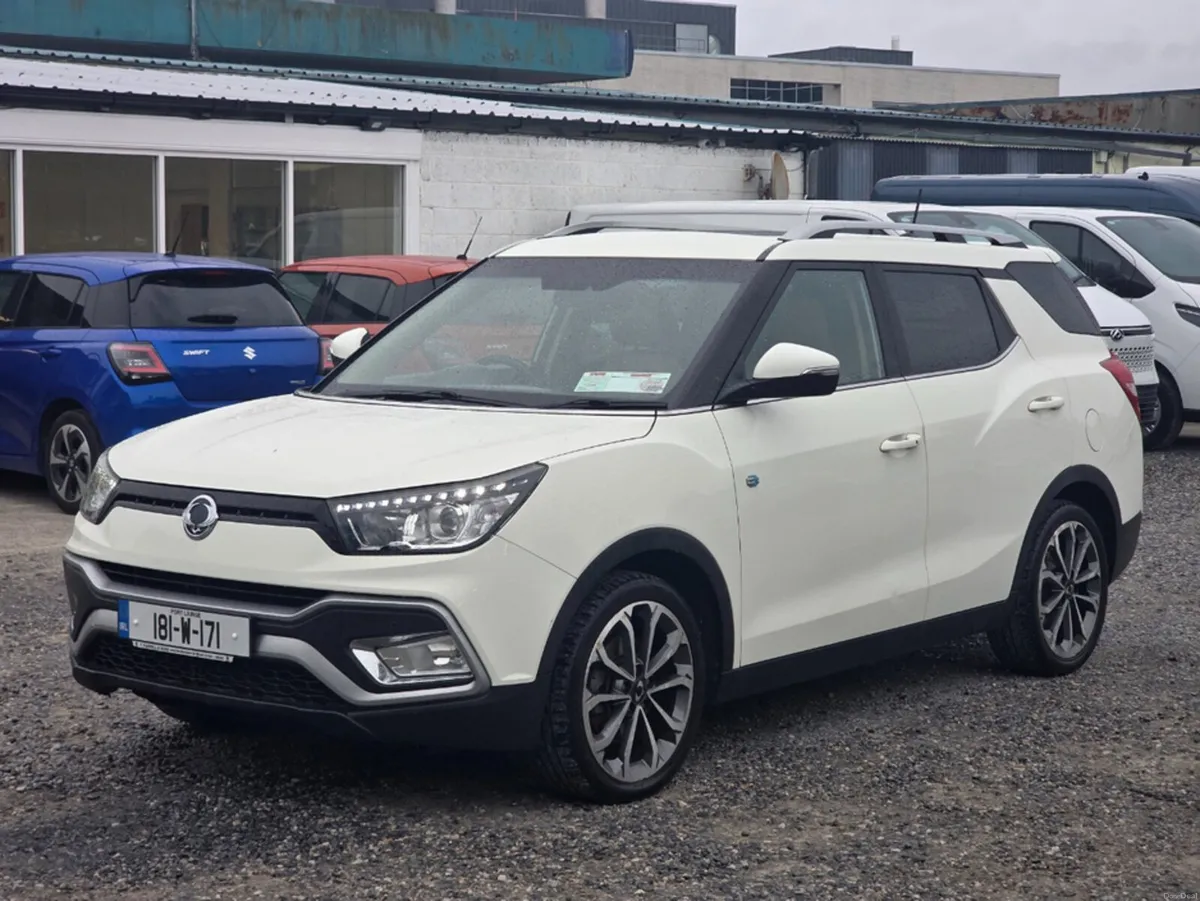 SsangYong Tivoli XLV 4X2 EL 1.6 MD 5DR - Image 3