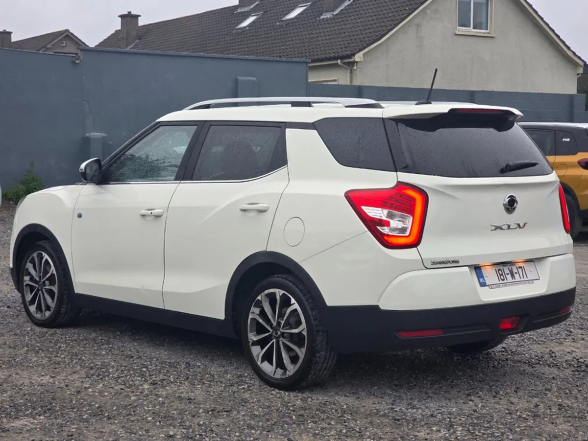SsangYong Tivoli XLV 4X2 EL 1.6 MD 5DR - Image 5