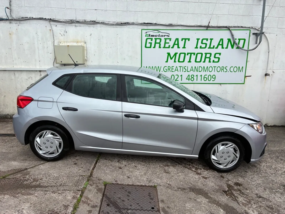 SEAT Ibiza 1.2 petrol manual - Image 5